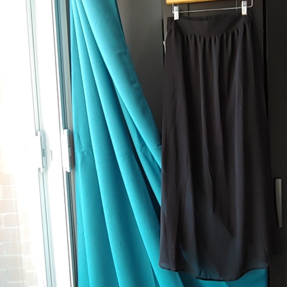 Smart Set Asymmetrical Skirt - Picture 2 of 5